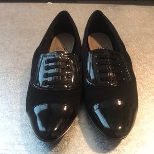 Impo shoes with Black Patent Leather